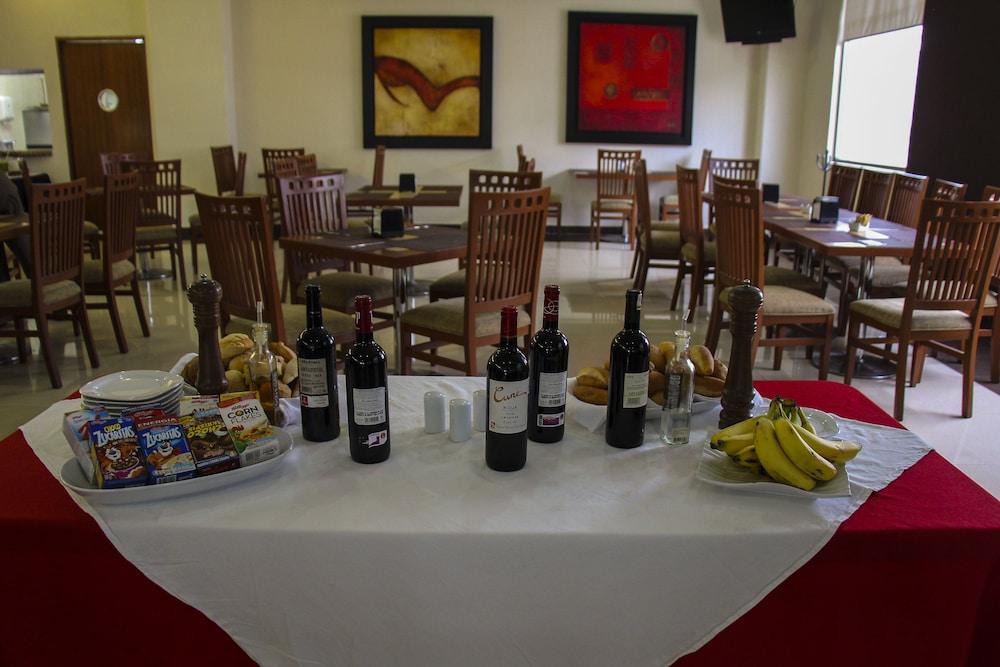 Hotel Soleil Business Class Celaya Eksteriør bilde
