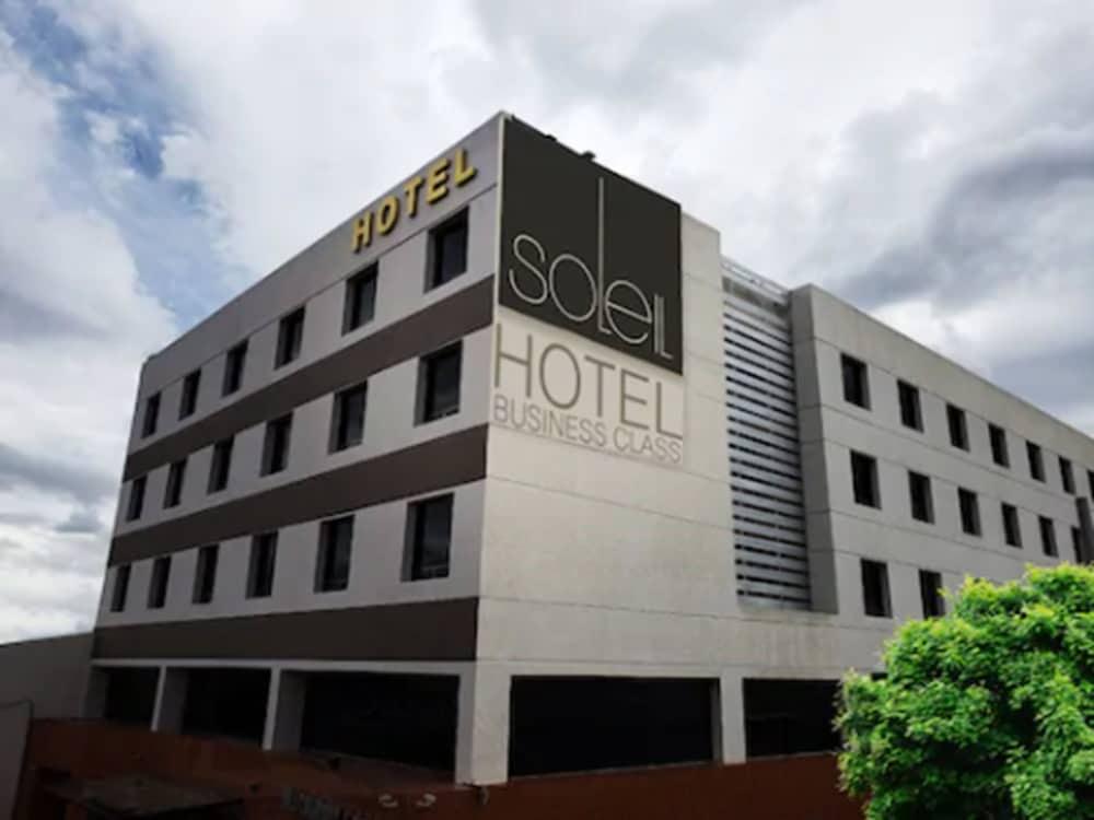 Hotel Soleil Business Class Celaya Eksteriør bilde